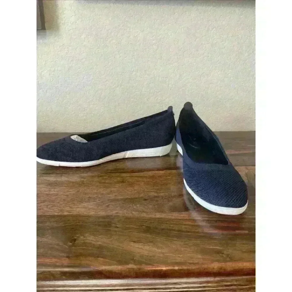 NEW IN BOX Bandolino Umma 2 Navy Blue Flats size 10 MSRP$80